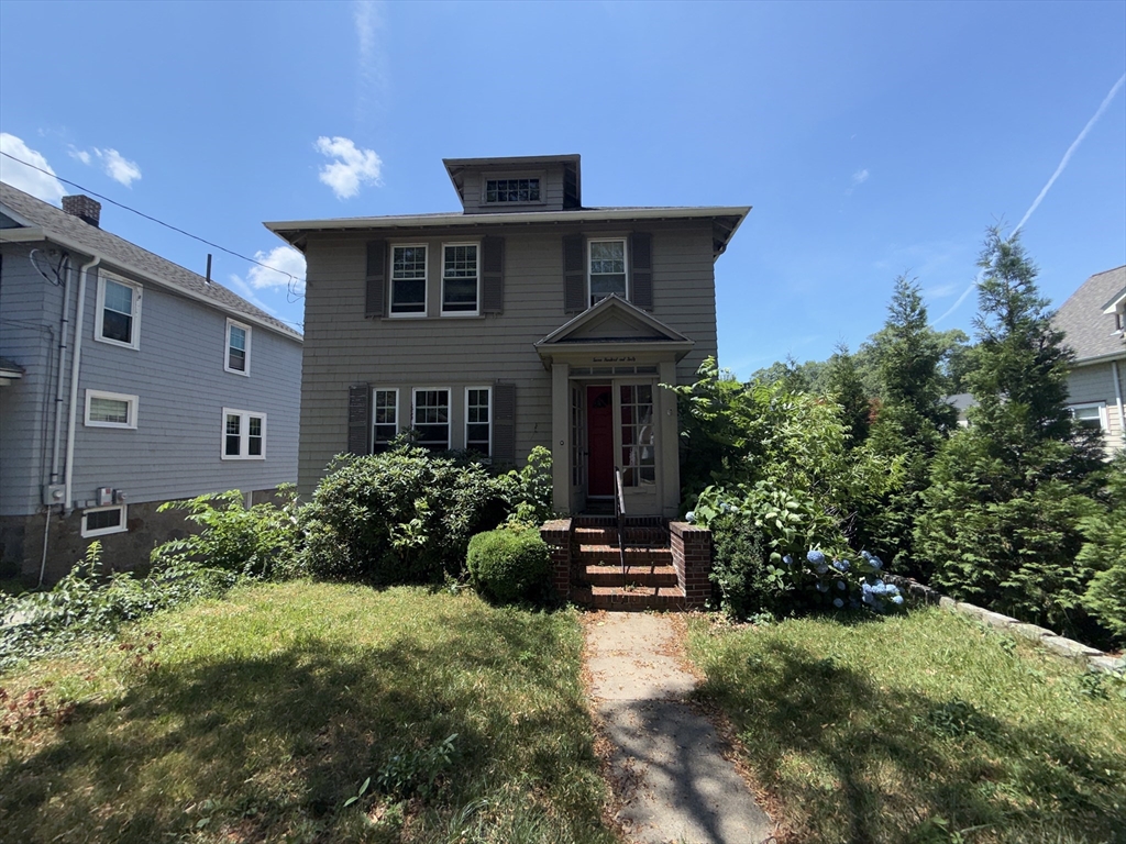 740 Lagrange St, Boston, Massachusetts, 3 Bedrooms Bedrooms, 6 Rooms Rooms,2.5 BathroomsBathrooms,Residential,For Sale,Lagrange St,73553770