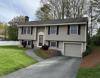 59 Bennett Street, Hudson, Massachusetts, 3 Bedrooms Bedrooms, 8 Rooms Rooms,1 BathroomBathrooms,Residential Lease,For Rent,Bennett Street,73553779