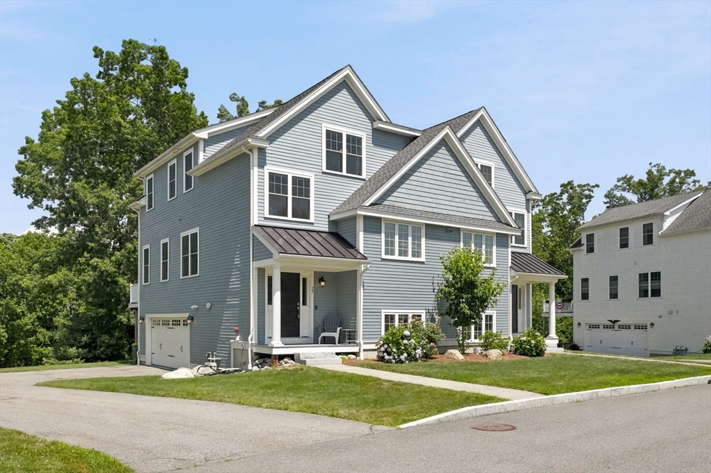 27 Clarks Hill Ln, Framingham, Massachusetts, 2 Bedrooms Bedrooms, 6 Rooms Rooms,2.5 BathroomsBathrooms,Residential,For Sale,Clarks Hill Ln,73553882