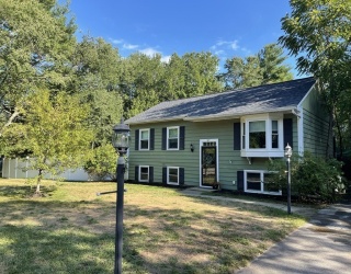 37 Pleasant Street, Pembroke, Massachusetts, 3 Bedrooms Bedrooms, 6 Rooms Rooms,1 BathroomBathrooms,Residential,For Sale,Pleasant Street,73553758