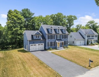3 Oak Meadow Cir, Shrewsbury, Massachusetts, 4 Bedrooms Bedrooms, 8 Rooms Rooms,3.5 BathroomsBathrooms,Residential,For Sale,Oak Meadow Cir,73553787