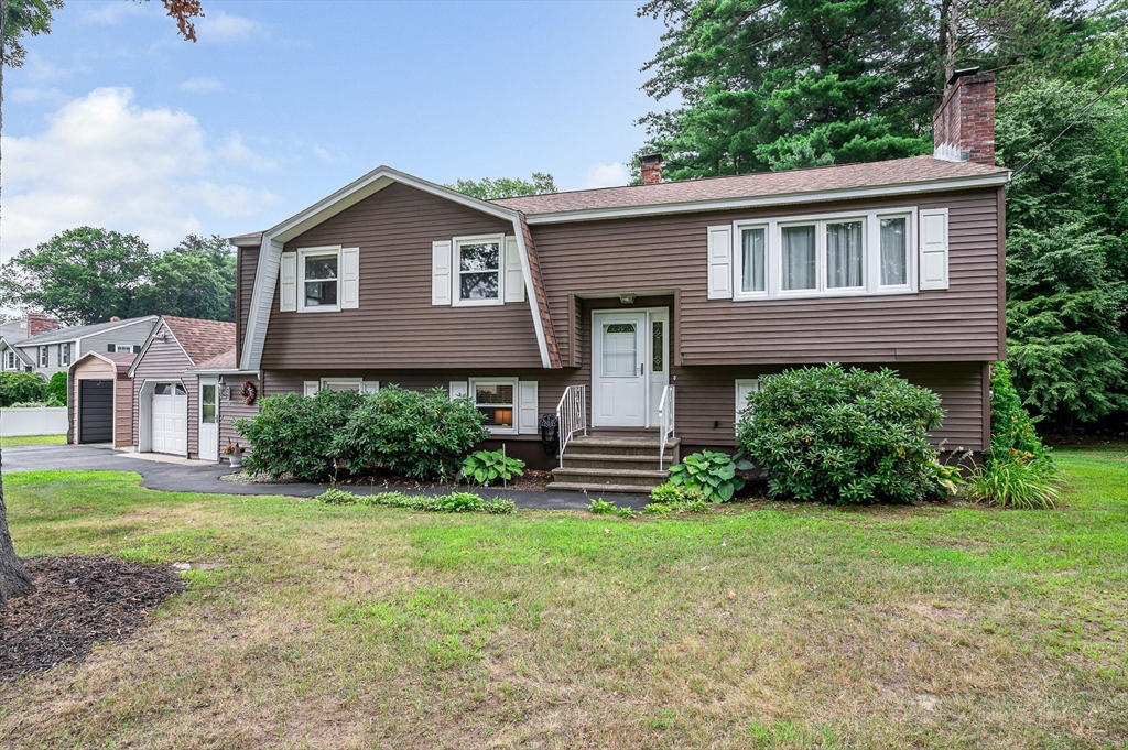 75 I Street, Dracut, Massachusetts, 3 Bedrooms Bedrooms, 8 Rooms Rooms,1.5 BathroomsBathrooms,Residential,For Sale,I Street,73553904