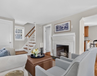 31 Charlesbank Road, Dedham, Massachusetts, 3 Bedrooms Bedrooms, 7 Rooms Rooms,2 BathroomsBathrooms,Residential,For Sale,Charlesbank Road,73553962