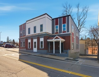 115-117 Mechanic, Clinton, Massachusetts, 2 Bedrooms Bedrooms, 6 Rooms Rooms,1 BathroomBathrooms,Residential Lease,For Rent,Mechanic,73553984