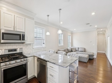 1048 Saratoga Street, Boston, Massachusetts, 3 Bedrooms Bedrooms, 6 Rooms Rooms,2 BathroomsBathrooms,Residential Lease,For Rent,Saratoga Street,73553986