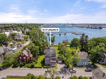 25-27 Lafayette St, Fairhaven, Massachusetts, 3 Bedrooms Bedrooms, 5 Rooms Rooms,1 BathroomBathrooms,Residential Lease,For Rent,Lafayette St,73553989
