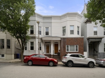 106 H Street, Boston, Massachusetts, 3 Bedrooms Bedrooms, 7 Rooms Rooms,1 BathroomBathrooms,Residential,For Sale,H Street,73553996 106 H Street, Boston, Massachusetts, 3 Bedrooms Bedrooms, 7 Rooms Rooms,1 BathroomBathrooms,Residential,For Sale,H Street,73553996