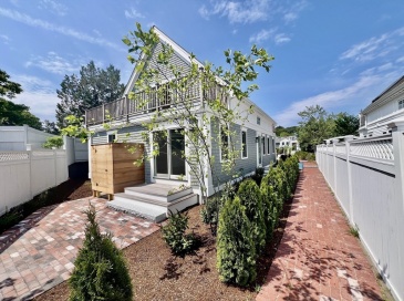 65 Franklin Street, Provincetown, Massachusetts, 2 Bedrooms Bedrooms, 4 Rooms Rooms,2.5 BathroomsBathrooms,Residential,For Sale,Franklin Street,73522892 65 Franklin Street, Provincetown, Massachusetts, 2 Bedrooms Bedrooms, 4 Rooms Rooms,2.5 BathroomsBathrooms,Residential,For Sale,Franklin Street,73522892