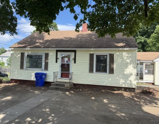 291 Chapman St, Greenfield, Massachusetts, 3 Bedrooms Bedrooms, 5 Rooms Rooms,1 BathroomBathrooms,Residential,For Sale,Chapman St,73554041