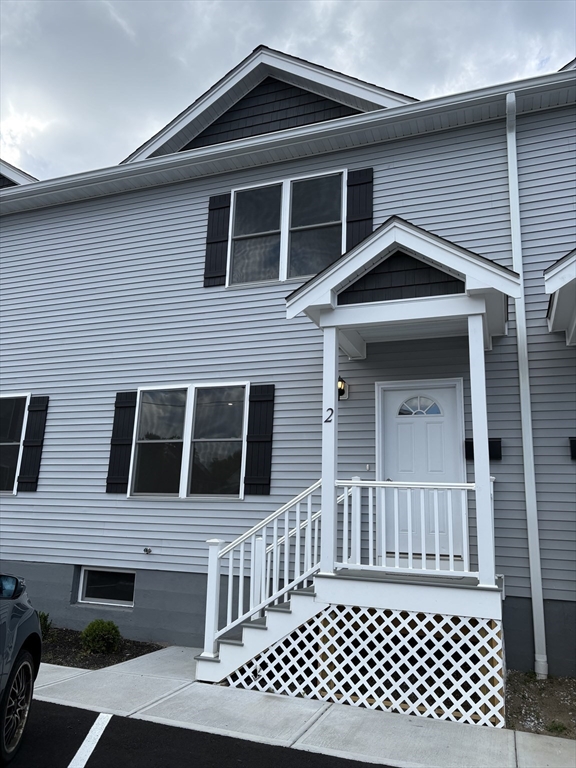 184 Avenue C, Woonsocket, Rhode Island, 3 Bedrooms Bedrooms, 6 Rooms Rooms,2.5 BathroomsBathrooms,Residential,For Sale,Avenue C,73554062