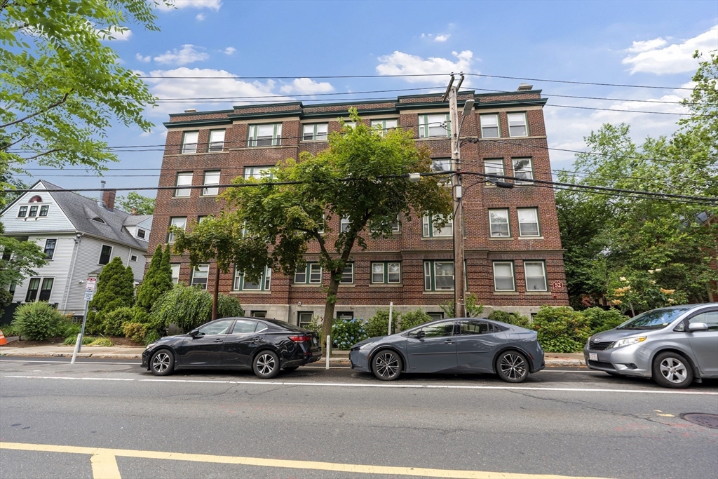 52 Garden St, Cambridge, Massachusetts, 3 Bedrooms Bedrooms, 8 Rooms Rooms,2 BathroomsBathrooms,Residential,For Sale,Garden St,73553659