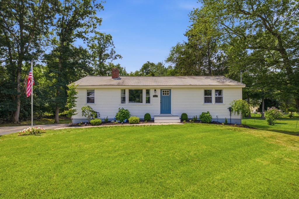 456 North St, Bridgewater, Massachusetts, 3 Bedrooms Bedrooms, 7 Rooms Rooms,2 BathroomsBathrooms,Residential,For Sale,North St,73553958