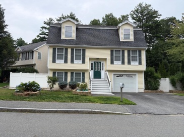 107 Charant Rd, Lowell, Massachusetts, 3 Bedrooms Bedrooms, 6 Rooms Rooms,1.5 BathroomsBathrooms,Residential Lease,For Rent,Charant Rd,73554080 107 Charant Rd, Lowell, Massachusetts, 3 Bedrooms Bedrooms, 6 Rooms Rooms,1.5 BathroomsBathrooms,Residential Lease,For Rent,Charant Rd,73554080