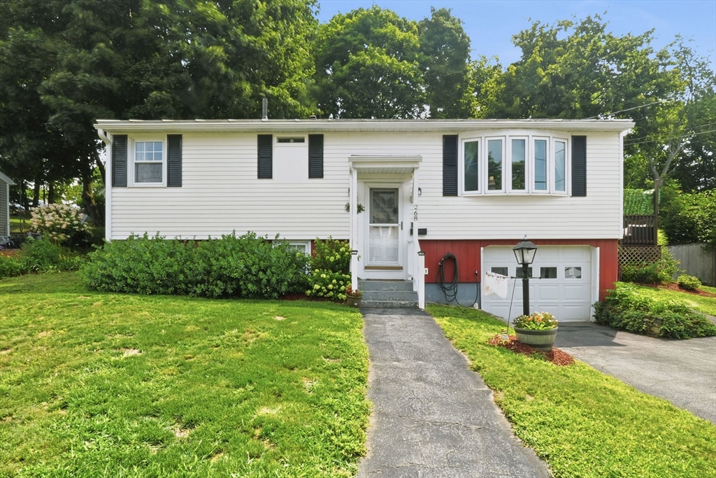 268 Milk St, Fitchburg, Massachusetts, 3 Bedrooms Bedrooms, 5 Rooms Rooms,1 BathroomBathrooms,Residential,For Sale,Milk St,73554081
