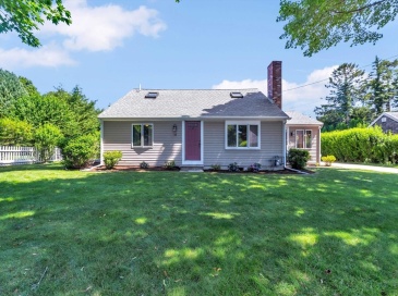 18 Clearview Avenue, Falmouth, Massachusetts, 3 Bedrooms Bedrooms, 6 Rooms Rooms,2.5 BathroomsBathrooms,Residential,For Sale,Clearview Avenue,73554127 18 Clearview Avenue, Falmouth, Massachusetts, 3 Bedrooms Bedrooms, 6 Rooms Rooms,2.5 BathroomsBathrooms,Residential,For Sale,Clearview Avenue,73554127