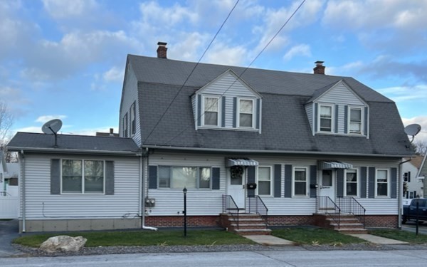 33 Alder, Dracut, Massachusetts, 2 Bedrooms Bedrooms, 6 Rooms Rooms,1 BathroomBathrooms,Residential Lease,For Rent,Alder,73554134