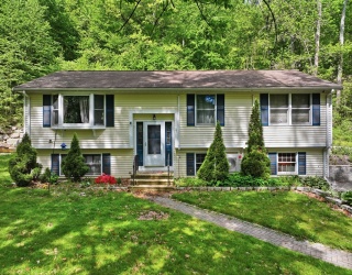 87 Allen Road, Brookfield, Massachusetts, 3 Bedrooms Bedrooms, 6 Rooms Rooms,2 BathroomsBathrooms,Residential,For Sale,Allen Road,73524286