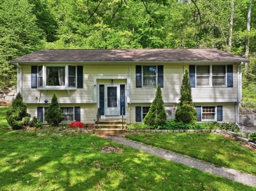 87 Allen Road, Brookfield, Massachusetts, 3 Bedrooms Bedrooms, 6 Rooms Rooms,2 BathroomsBathrooms,Residential,For Sale,Allen Road,73524286 87 Allen Road, Brookfield, Massachusetts, 3 Bedrooms Bedrooms, 6 Rooms Rooms,2 BathroomsBathrooms,Residential,For Sale,Allen Road,73524286
