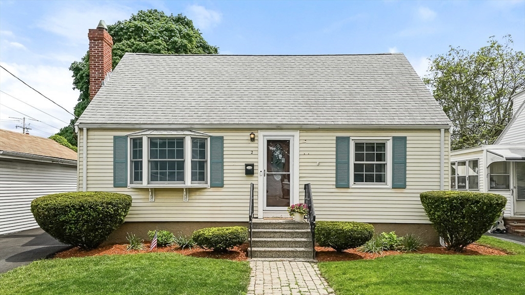 2 Johnson Ave, Peabody, Massachusetts, 4 Bedrooms Bedrooms, 5 Rooms Rooms,1 BathroomBathrooms,Residential,For Sale,Johnson Ave,73529502