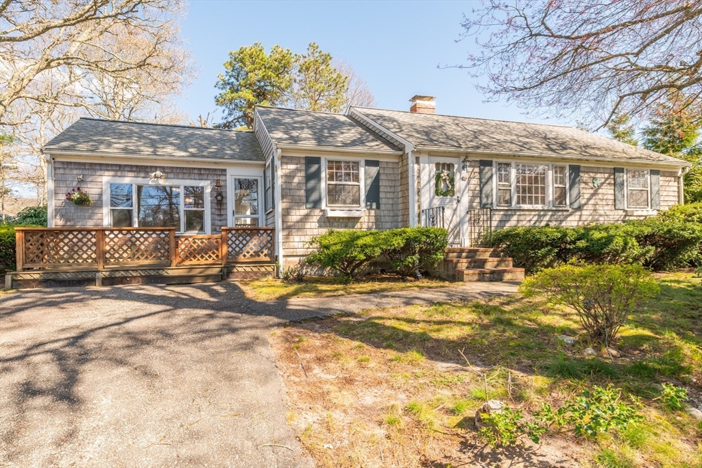 268 Trotting Park Road, Dennis, Massachusetts, 2 Bedrooms Bedrooms, 6 Rooms Rooms,1 BathroomBathrooms,Residential,For Sale,Trotting Park Road,73512122