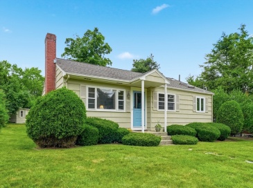 5 Antrim Rd, Framingham, Massachusetts, 3 Bedrooms Bedrooms, 6 Rooms Rooms,1 BathroomBathrooms,Residential,For Sale,Antrim Rd,73537830