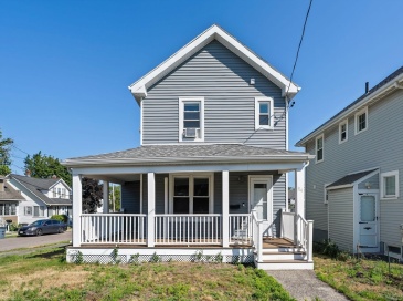 334 E Squantum St, Quincy, Massachusetts, 3 Bedrooms Bedrooms, 7 Rooms Rooms,2.5 BathroomsBathrooms,Residential Lease,For Rent,E Squantum St,73548610
