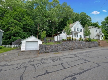 214 Canton St, Fitchburg, Massachusetts, 3 Bedrooms Bedrooms, 6 Rooms Rooms,1.5 BathroomsBathrooms,Residential,For Sale,Canton St,73527882