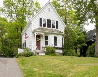 375 Main St, Easton, Massachusetts, 3 Bedrooms Bedrooms, 6 Rooms Rooms,1 BathroomBathrooms,Residential,For Sale,Main St,73514740