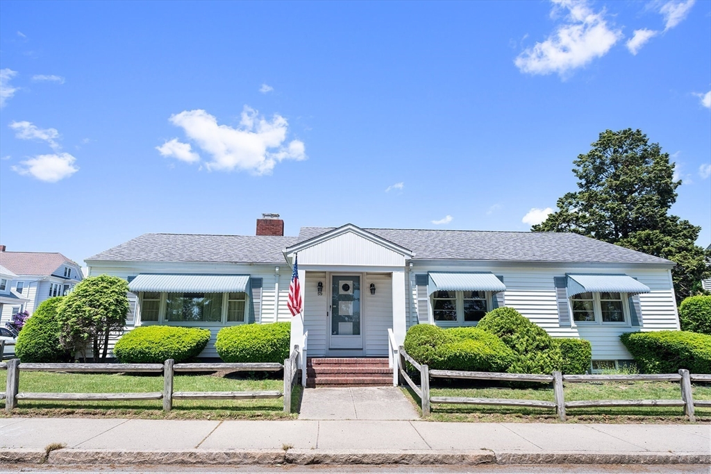 59 Brooklawn St, New Bedford, Massachusetts, 3 Bedrooms Bedrooms, 6 Rooms Rooms,2 BathroomsBathrooms,Residential,For Sale,Brooklawn St,73529442