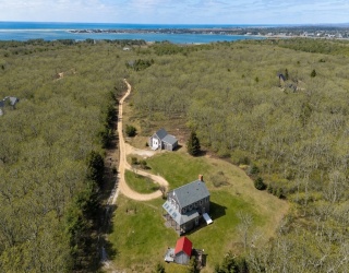 109 Litchfield Road, Edgartown, Massachusetts, 3 Bedrooms Bedrooms, 8 Rooms Rooms,2.5 BathroomsBathrooms,Residential,For Sale,Litchfield Road,73514894