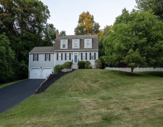 8 Old Coach Rd, Millville, Massachusetts, 3 Bedrooms Bedrooms, 7 Rooms Rooms,2.5 BathroomsBathrooms,Residential,For Sale,Old Coach Rd,73532965