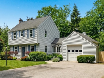 57 Delmar Avenue, Framingham, Massachusetts, 4 Bedrooms Bedrooms, 9 Rooms Rooms,2 BathroomsBathrooms,Residential,For Sale,Delmar Avenue,73533989 57 Delmar Avenue, Framingham, Massachusetts, 4 Bedrooms Bedrooms, 9 Rooms Rooms,2 BathroomsBathrooms,Residential,For Sale,Delmar Avenue,73533989