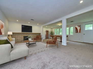 51 Pratt Drive, Newton, Massachusetts, 3 Bedrooms Bedrooms, 7 Rooms Rooms,2 BathroomsBathrooms,Residential Lease,For Rent,Pratt Drive,73541788