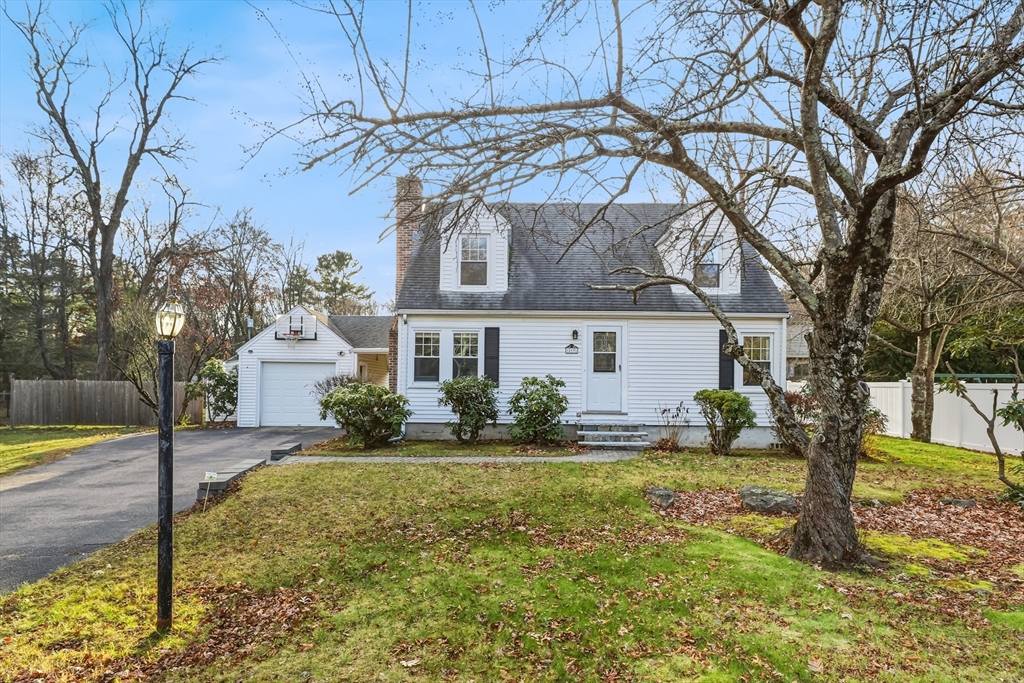 219 Prospect St, Ashland, Massachusetts, 3 Bedrooms Bedrooms, 6 Rooms Rooms,2 BathroomsBathrooms,Residential,For Sale,Prospect St,73518941