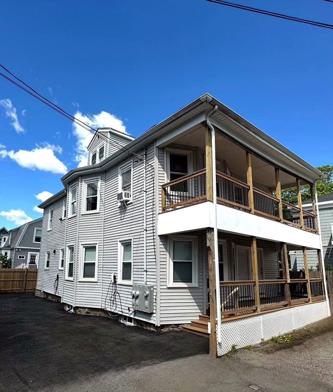 34-36 Curry Cir, Swampscott, Massachusetts, 5 Bedrooms Bedrooms, 12 Rooms Rooms,3 BathroomsBathrooms,Residential Income,For Sale,Curry Cir,73554163