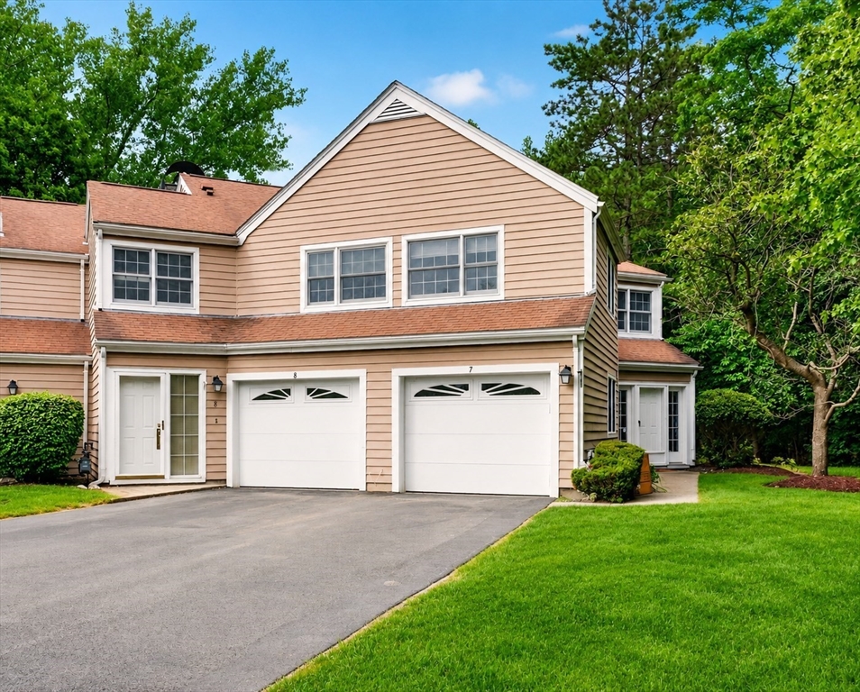 7 Canvasback Way, Walpole, Massachusetts, 2 Bedrooms Bedrooms, 6 Rooms Rooms,2.5 BathroomsBathrooms,Residential,For Sale,Canvasback Way,73554170