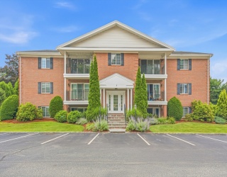 5 April Ln, Lexington, Massachusetts, 1 Bedroom Bedrooms, 4 Rooms Rooms,1 BathroomBathrooms,Residential,For Sale,April Ln,73554187