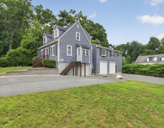89 S Quinsigamond Ave, Shrewsbury, Massachusetts, 6 Bedrooms Bedrooms, 11 Rooms Rooms,3.5 BathroomsBathrooms,Residential Income,For Sale,S Quinsigamond Ave,73554203
