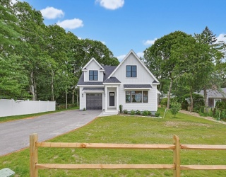 19 Puritan Road, Bourne, Massachusetts, 3 Bedrooms Bedrooms, 8 Rooms Rooms,2.5 BathroomsBathrooms,Residential,For Sale,Puritan Road,73554214