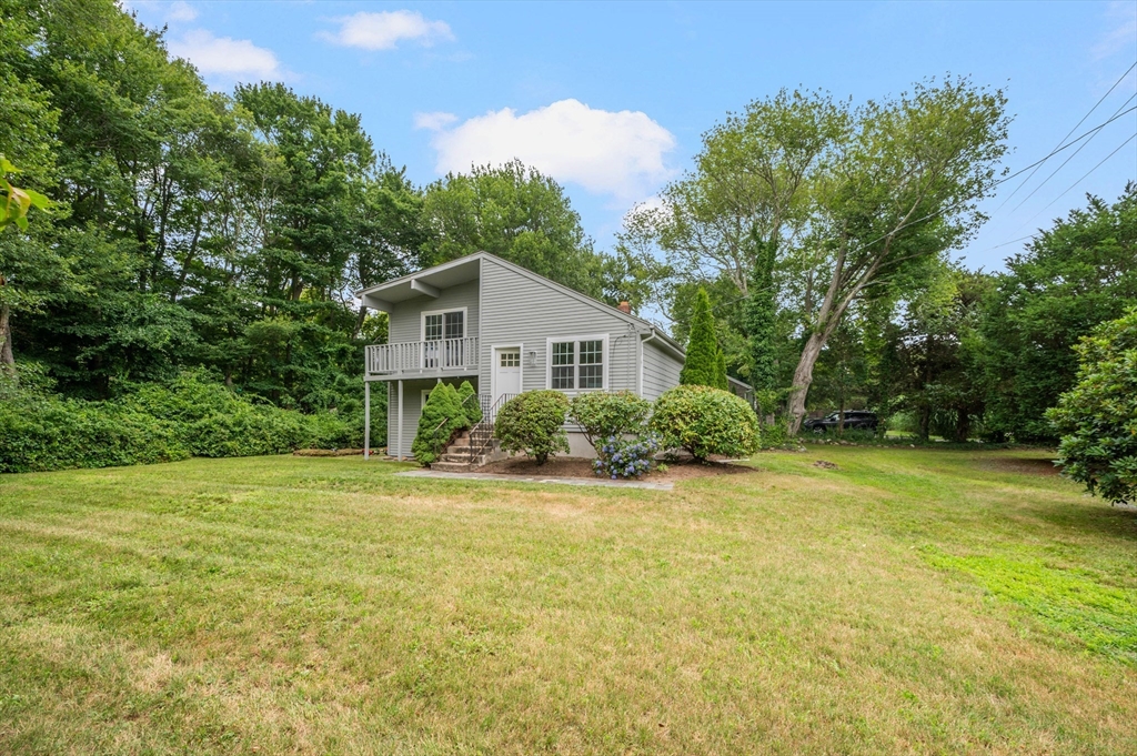 22 Hull St, Jamestown, Rhode Island, 2 Bedrooms Bedrooms, 5 Rooms Rooms,2 BathroomsBathrooms,Residential Lease,For Rent,Hull St,73554278