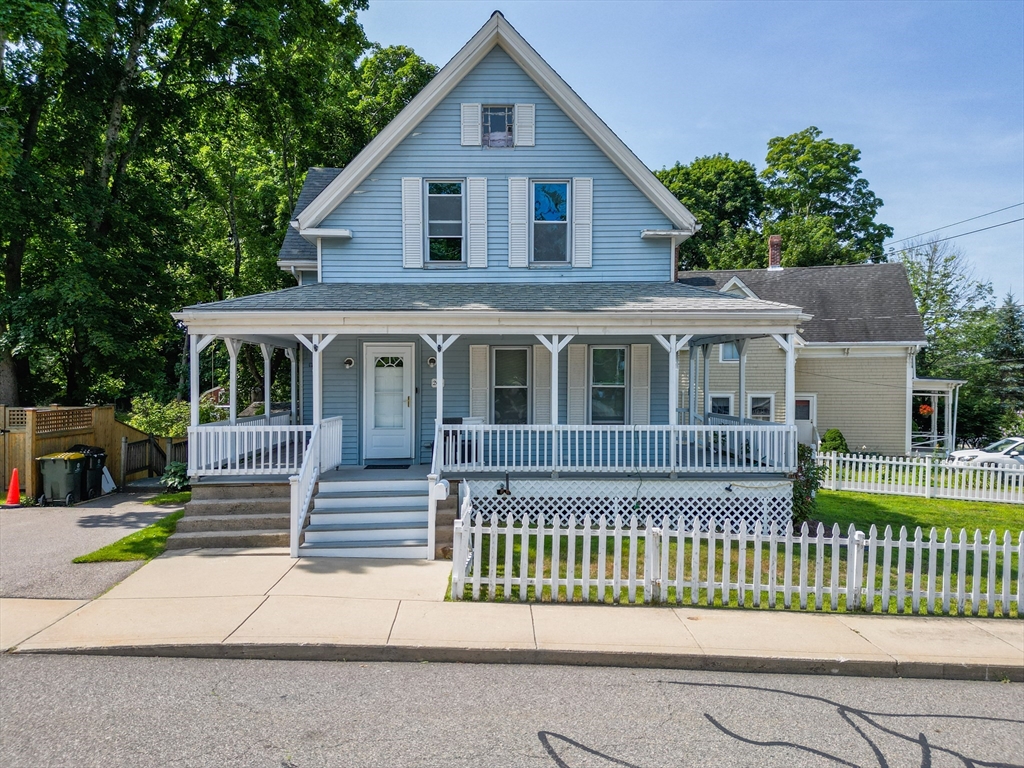 204 School Street, Franklin, Massachusetts, 3 Bedrooms Bedrooms, 6 Rooms Rooms,3 BathroomsBathrooms,Residential,For Sale,School Street,73554306