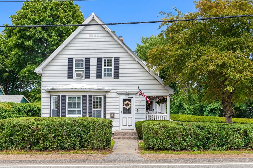 623 Commercial St, Braintree, Massachusetts, 4 Bedrooms Bedrooms, 8 Rooms Rooms,2 BathroomsBathrooms,Residential,For Sale,Commercial St,73554368