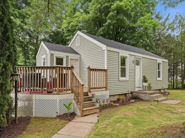 92 Sylvan Lane, Agawam, Massachusetts, 2 Bedrooms Bedrooms, 4 Rooms Rooms,1.5 BathroomsBathrooms,Residential,For Sale,Sylvan Lane,73554426 92 Sylvan Lane, Agawam, Massachusetts, 2 Bedrooms Bedrooms, 4 Rooms Rooms,1.5 BathroomsBathrooms,Residential,For Sale,Sylvan Lane,73554426