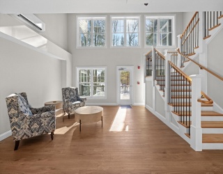 485 Blue Hills Parkway, Milton, Massachusetts, 2 Bedrooms Bedrooms, 4 Rooms Rooms,2 BathroomsBathrooms,Residential,For Sale,Blue Hills Parkway,73554434