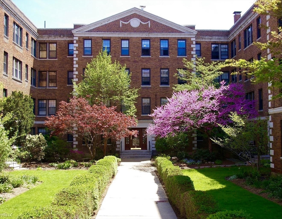 64 Queensberry, Boston, Massachusetts, 1 Bedroom Bedrooms, 3 Rooms Rooms,1 BathroomBathrooms,Residential Lease,For Rent,Queensberry,73540794