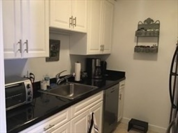 19 Wiget Street, Boston, Massachusetts, 1 Bedroom Bedrooms, 3 Rooms Rooms,1 BathroomBathrooms,Residential Lease,For Rent,Wiget Street,73536769