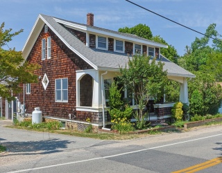 196 Bradford Street, Provincetown, Massachusetts, 5 Bedrooms Bedrooms, 8 Rooms Rooms,3 BathroomsBathrooms,Residential,For Sale,Bradford Street,73554329
