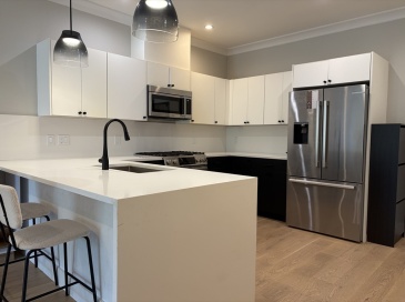 109 Prospect St, Somerville, Massachusetts, 1 Bedroom Bedrooms, 3 Rooms Rooms,1 BathroomBathrooms,Residential Lease,For Rent,Prospect St,73554336