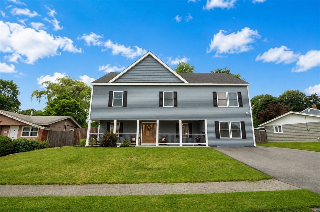 26 N Shetland Rd, Danvers, Massachusetts, 4 Bedrooms Bedrooms, 6 Rooms Rooms,2.5 BathroomsBathrooms,Residential,For Sale,N Shetland Rd,73554294