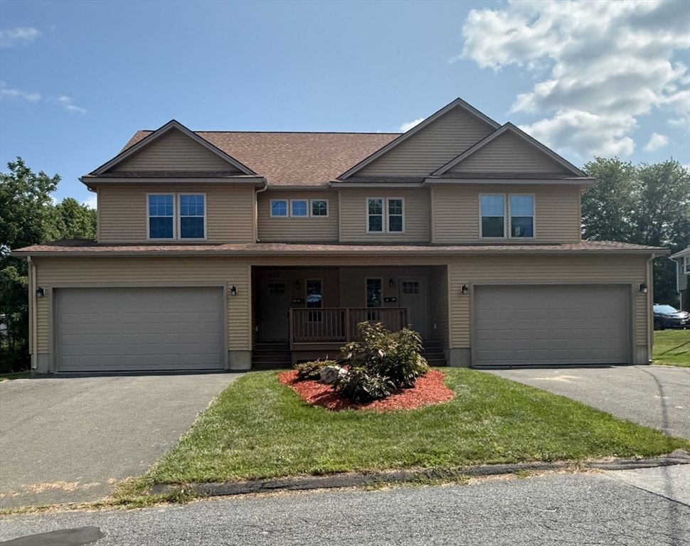 12 Ward Avenue, Easthampton, Massachusetts, 6 Bedrooms Bedrooms, 10 Rooms Rooms,5 BathroomsBathrooms,Residential Income,For Sale,Ward Avenue,73554318
